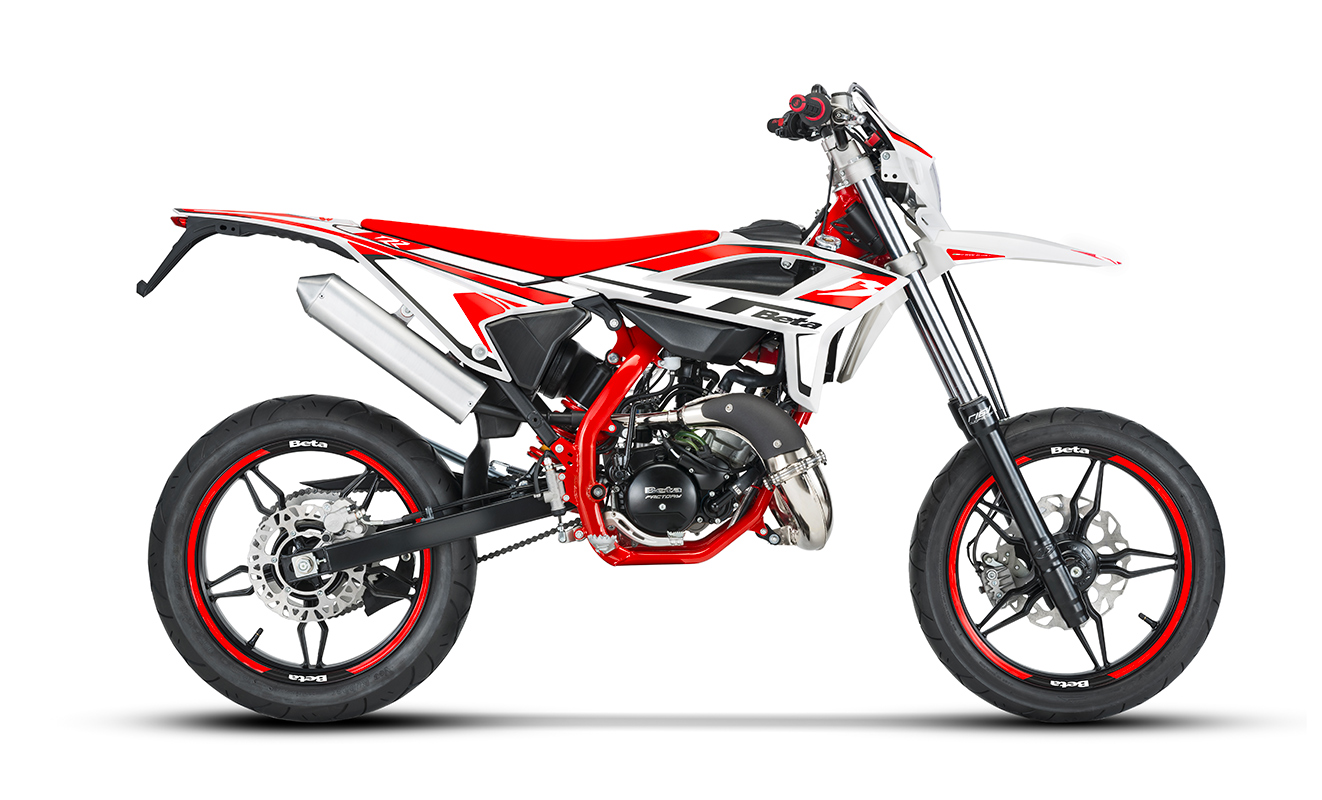 RR-50-2023-Sport-bianco_motard.jpg