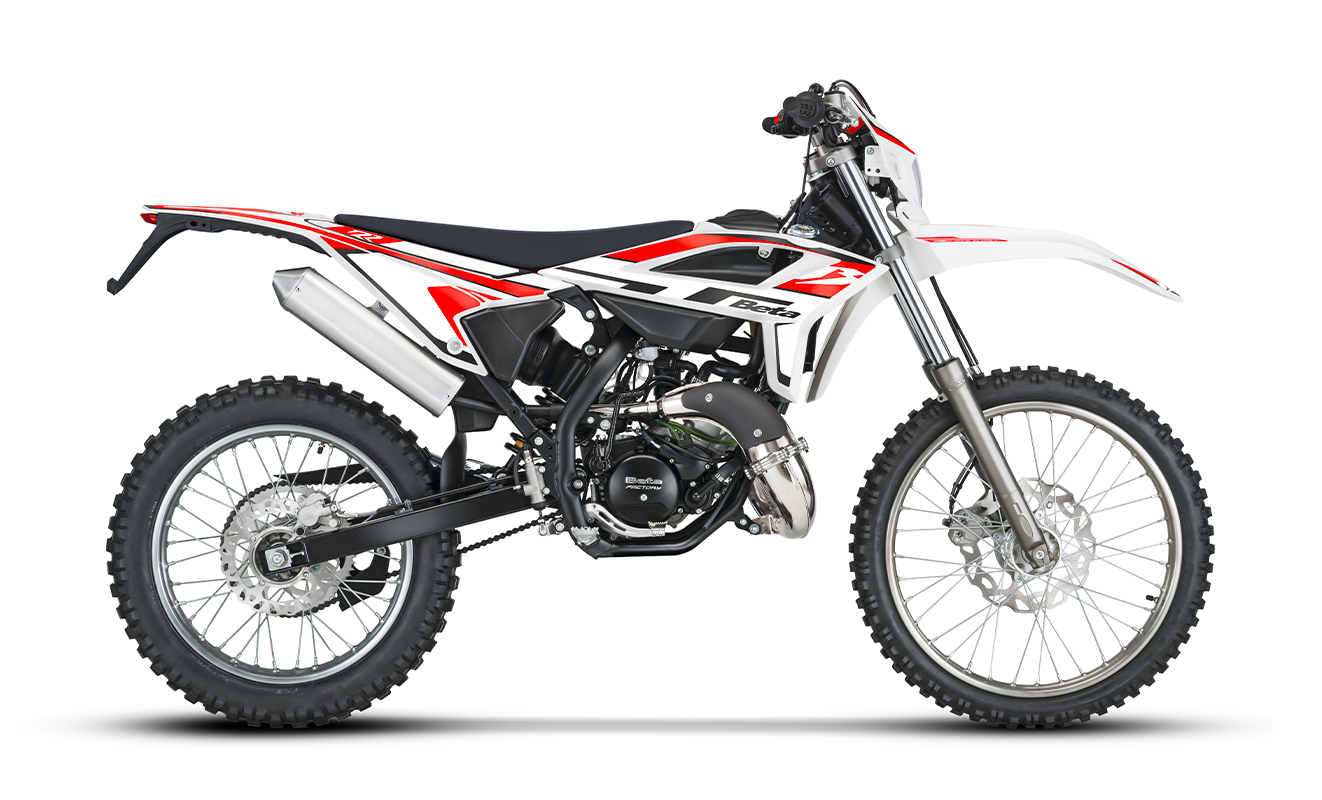 RR-50-2023-bianco_enduro-1.jpg